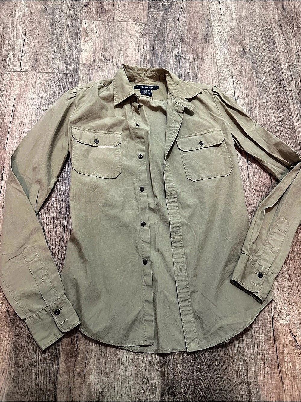 Ralph Lauren Women’s Button Down Khaki shirt Size 2